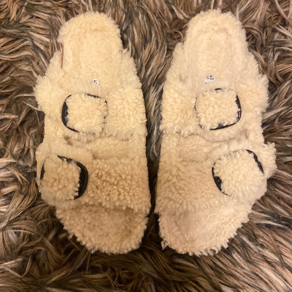 BIRKENSTOCK Teddy Beige Arizona Sandals size 40/9